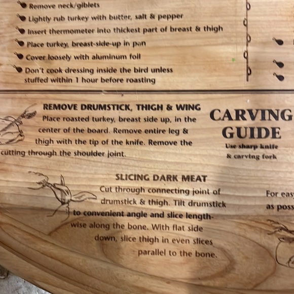No Brand Turkey Wood Carving board with edge for drippings.20” X 16” - Picture 4 of 7